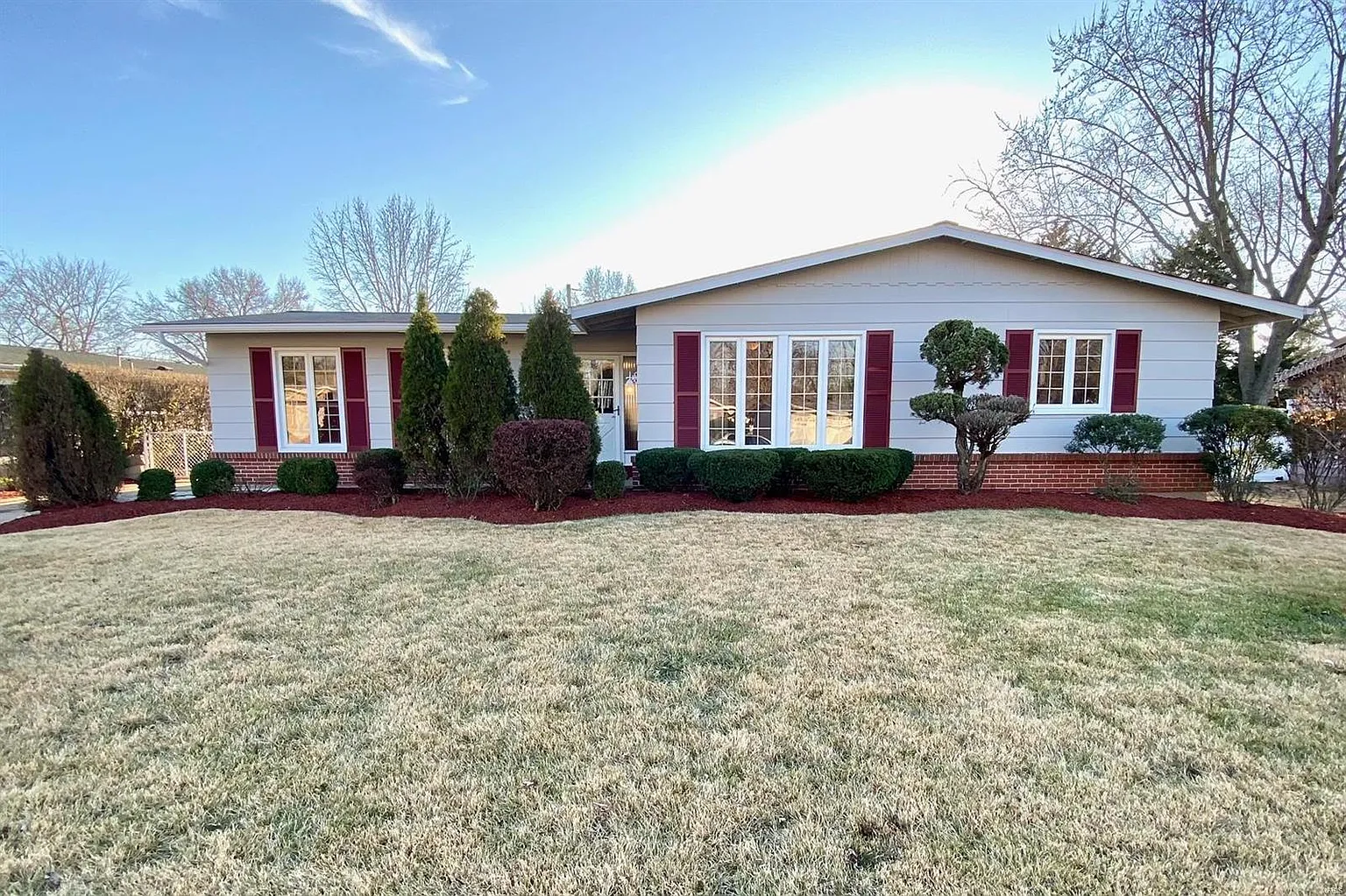 1260 Central Pkwy photo 1