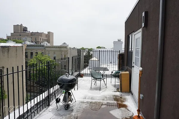 Rented by Rennit Inc. | media 45