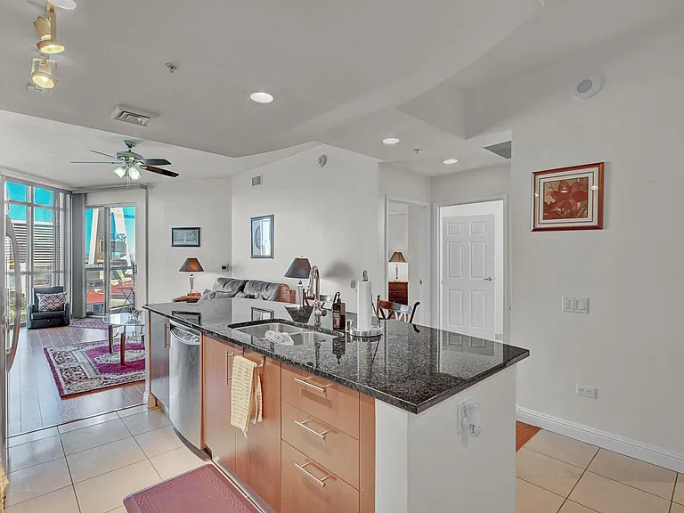 200 W Sahara Ave #811 — Photo 9