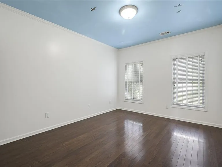 2603 Oglethorpe Cir — Photo 43