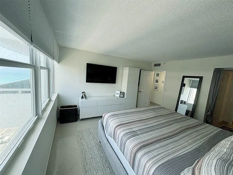 3140 S Ocean Dr #809 — Photo 12