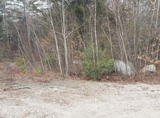 5 Sabine Ln, Harrison, ME 04040