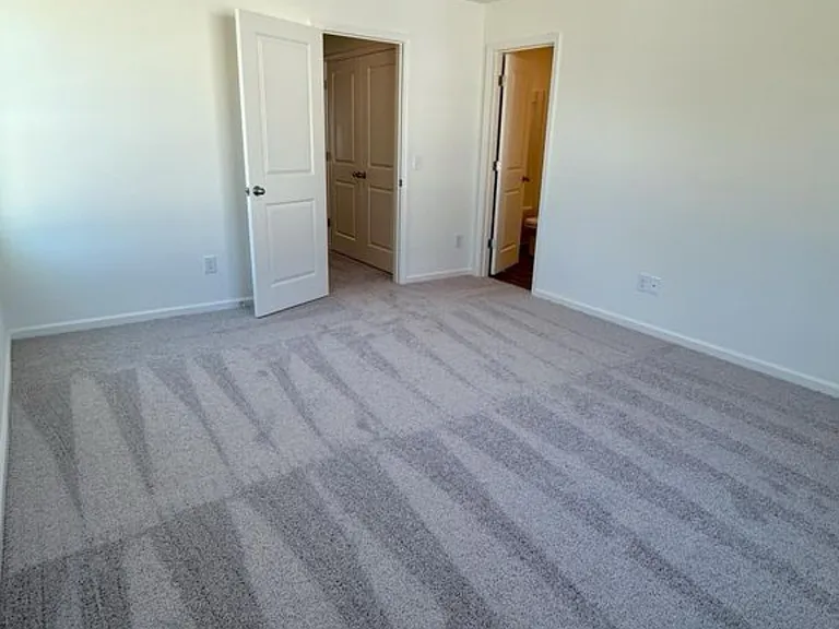 204 Trumpet Vine Dr — Photo 16