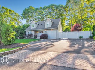 8 Sound Beach Blvd, Sound Beach, NY 11789