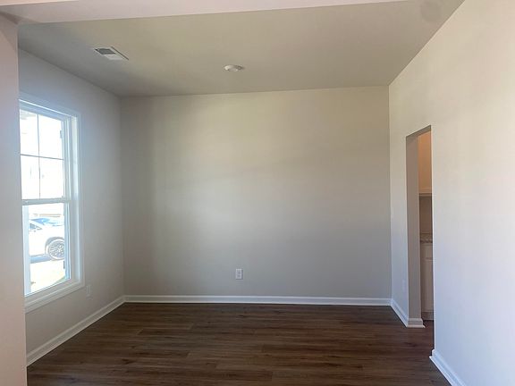 5th image of 3163 Blenheim Ct