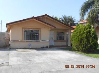 3080 W 68th Pl, Hialeah, FL 33018