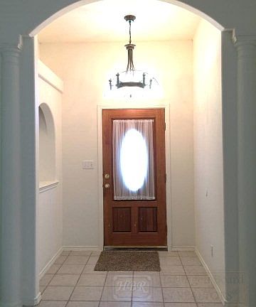 2nd image of 714 E Taft Ave