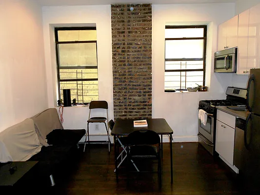 Rented by Charles Coutinho LLC | media 19