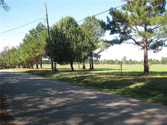 1st image of Golf Course Rd