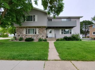 1316 Bismarck Ave APT 3, Oshkosh, WI 54902