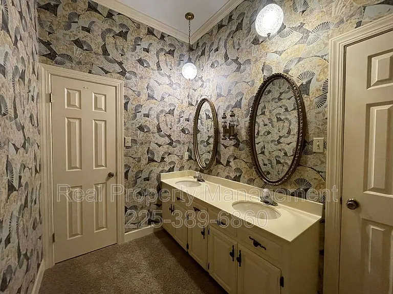 1022 Wooddale Blvd — Photo 31
