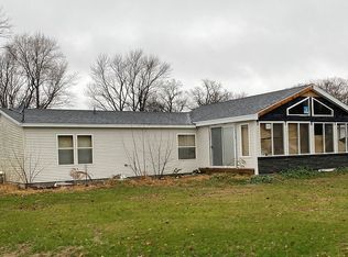 70 E Lincoln St, Godley, IL 60407