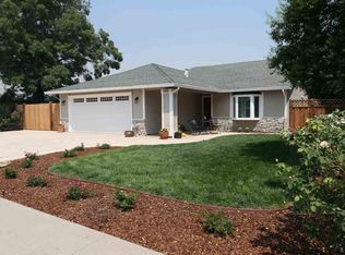 1535 Honeysuckle Rd, Livermore, CA 94551