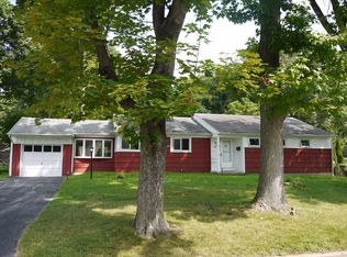 51 Cobblestone Dr, Paoli, PA 19301