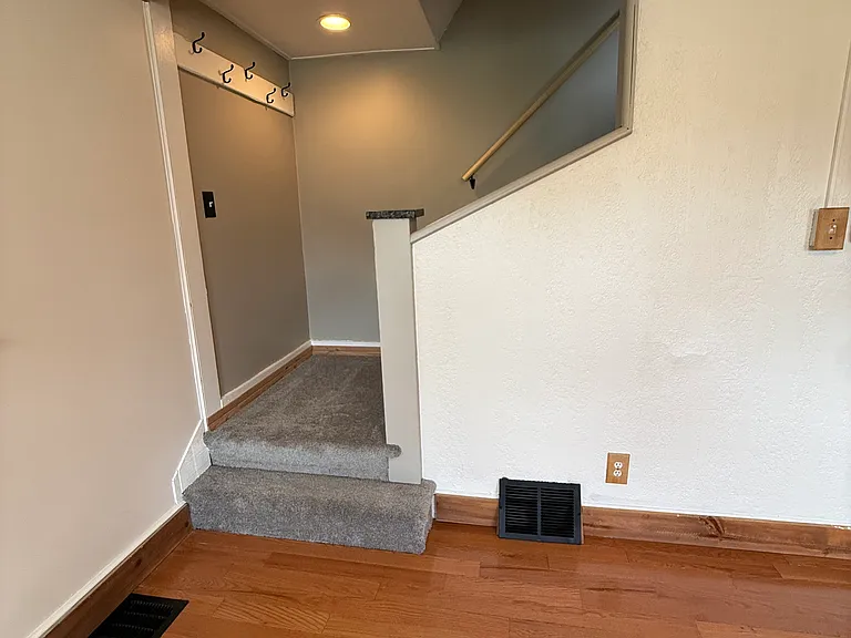 315 Shaffer Ave — Photo 2