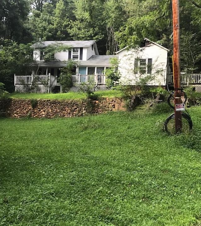 1st image of 240 Red Pole Hollow Dr