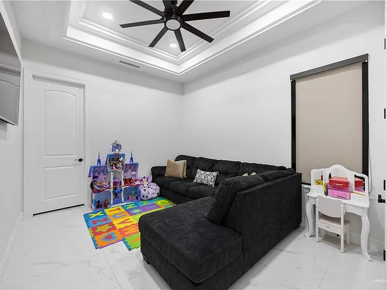 3101 W Brentwood St — Photo 11