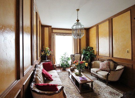 2nd image of 705 Wisteria Ave