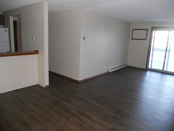 3rd image of 296 Main St APT 204