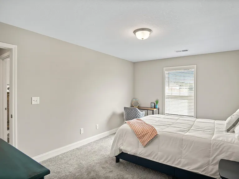 274 Broadberry Ave #274 — Photo 30