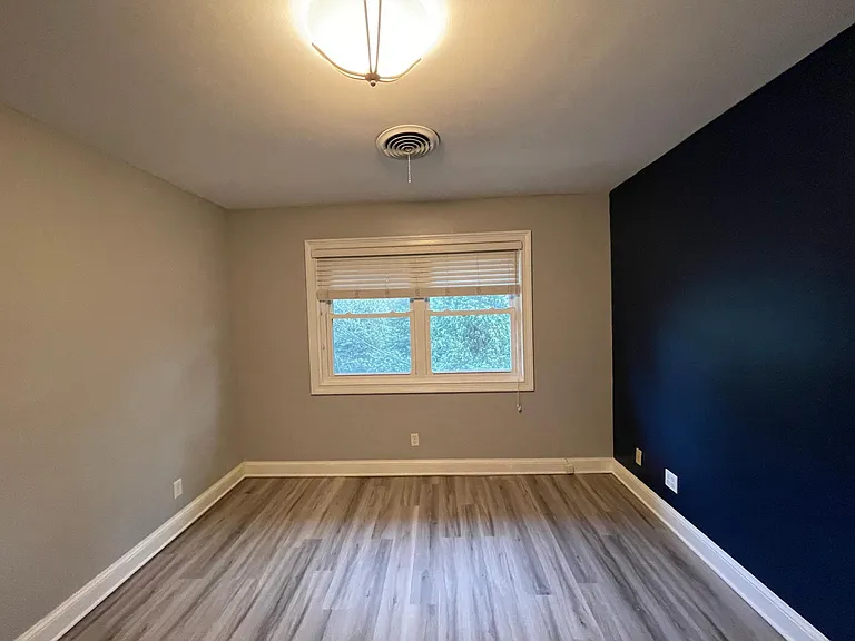 3668 Kingsboro Rd NE #10 — Photo 9