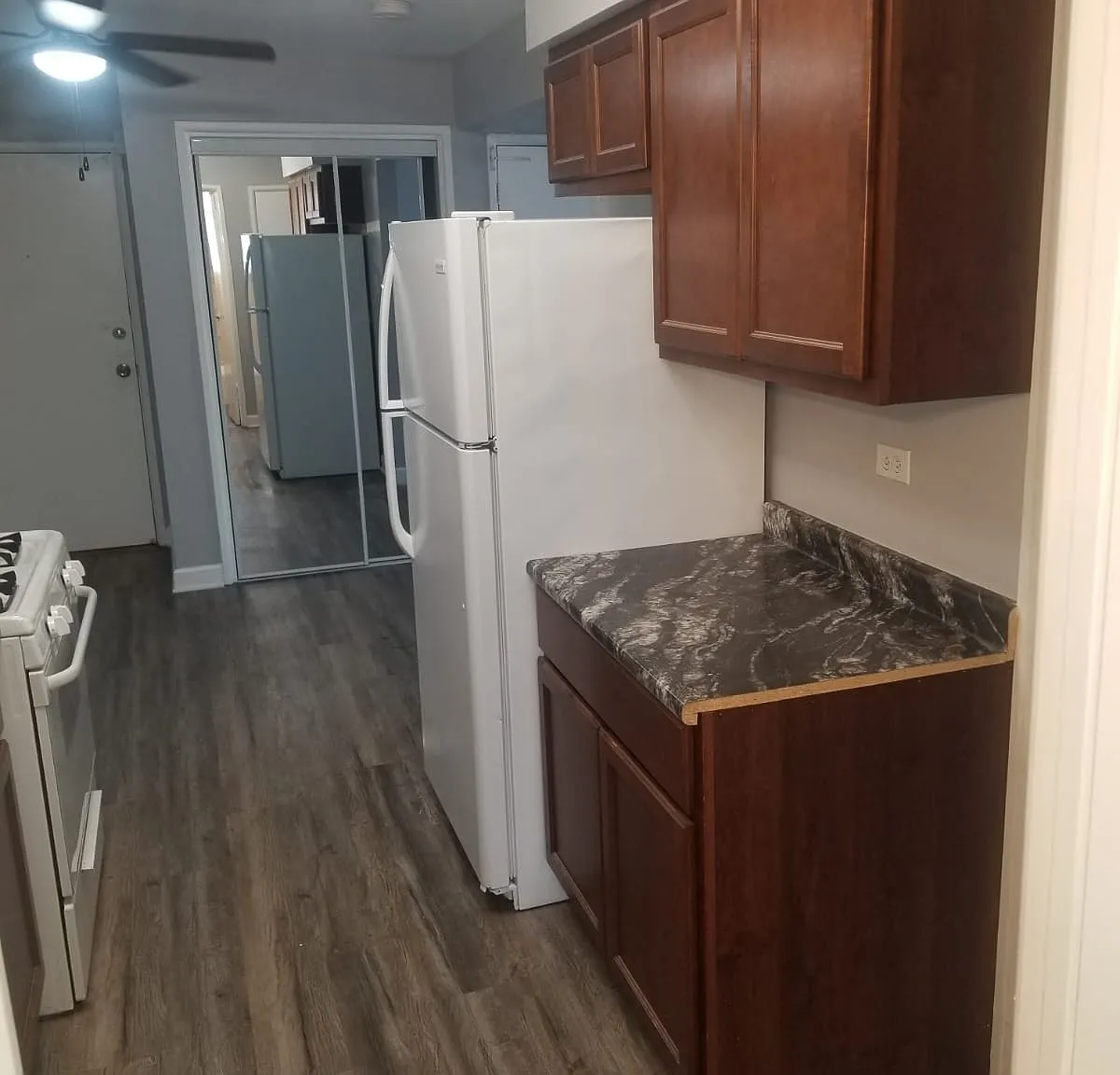 10210 Ridgeland Ave - C1 - Renovated 6/18 — Photo 4