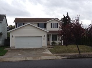 513 Sieverkropp Dr, Hood River, OR