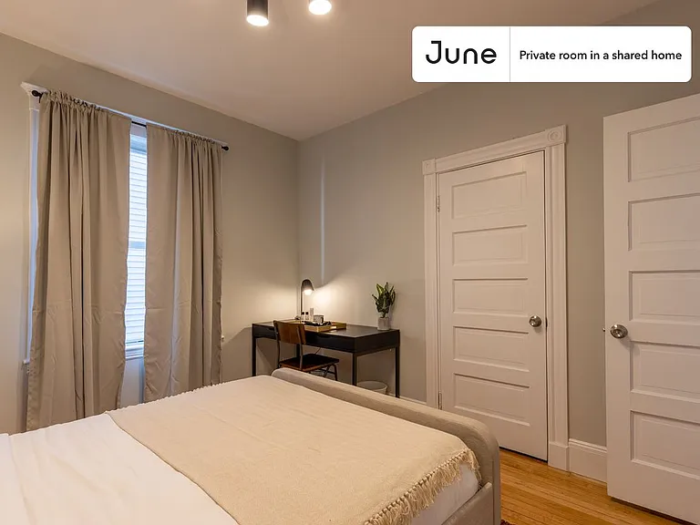 57 Pleasant St #B — Photo 3