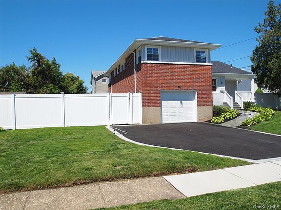 3rd image of 9 N Walnut Place