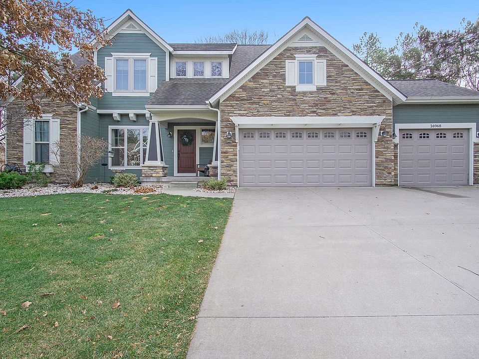 1st image of 16968 Mapleridge Dr