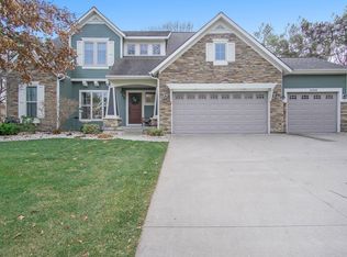16968 Mapleridge Dr, West Olive, MI 49460