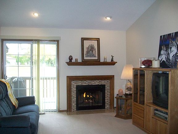 5th image of 1864 Fox Run Dr #D6