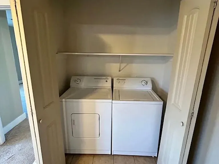 Unit Photo