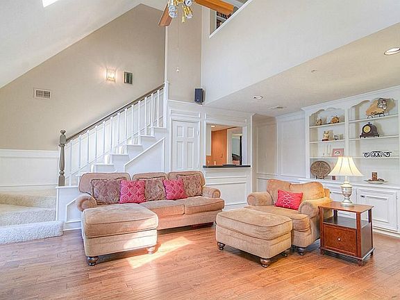 4th image of 6726 Cypress Point Dr