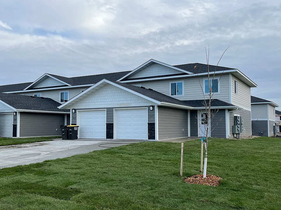 Fox Meadows Townhomes