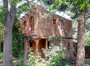 875 9th St #B, Boulder, CO 80302