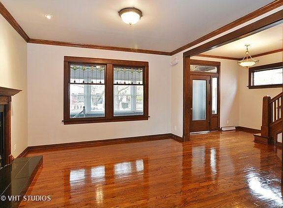 3rd image of 4023 N Lawler Ave