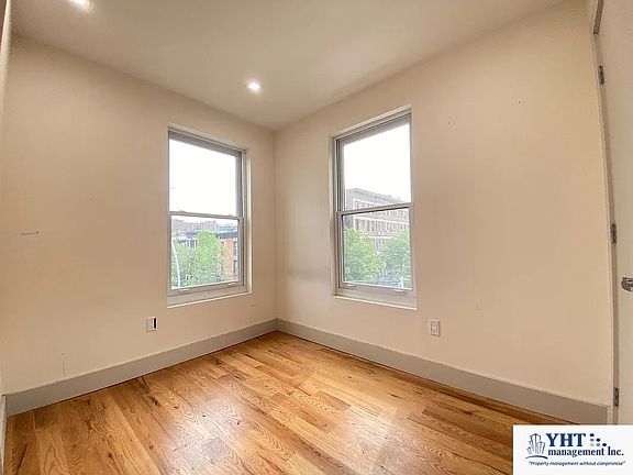 4th image of 141 Greene Ave #2