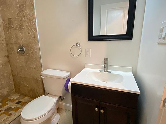 4th image of 22-30 Spofford St #28