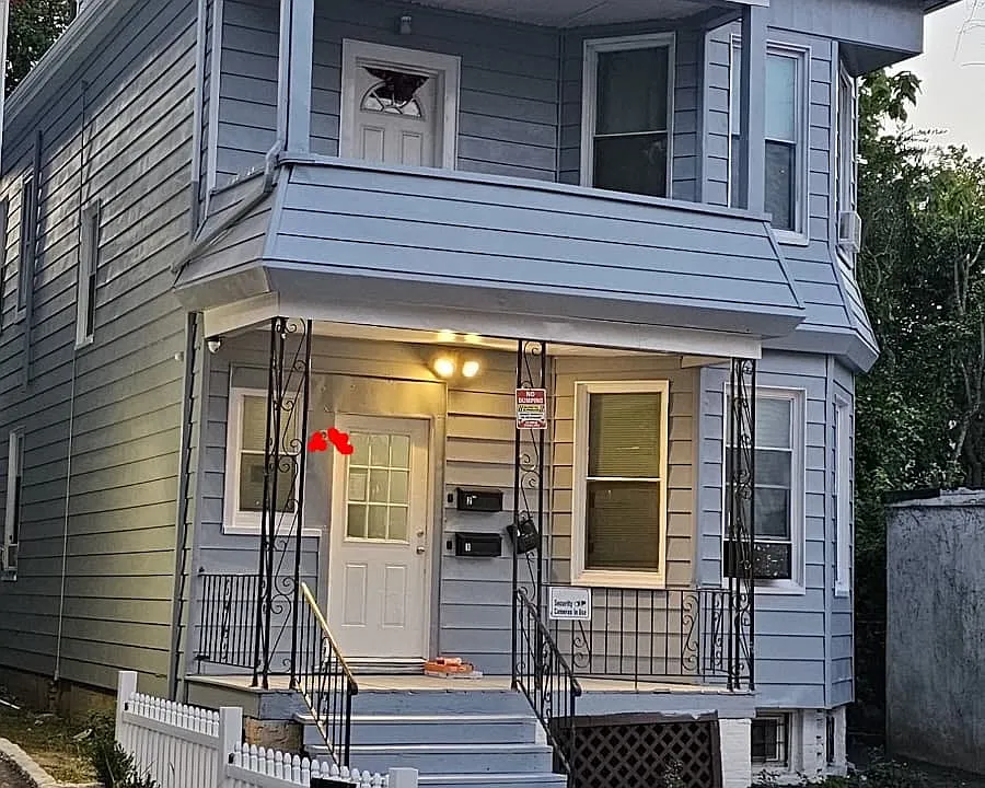 9 S 17th St #2