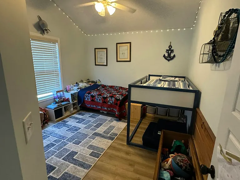 205 Holmes Point Ct — Photo 9