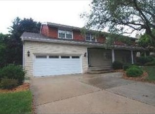 1016 Highridge Rd, Lombard, IL 60148