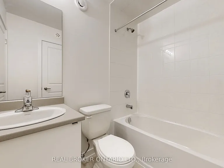 15100 Yonge St N #216 — Photo 18