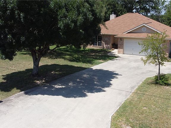 2nd image of 4112 Lakecliff Dr
