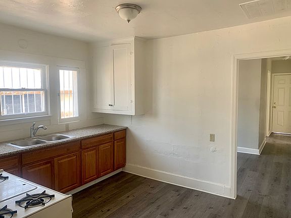 4th image of 212 E Oneil Ave
