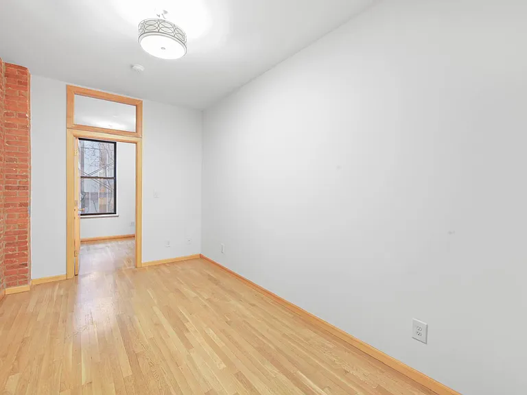 413 E 90th St #3F — Photo 6