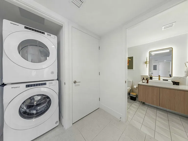 Washer/Dryer