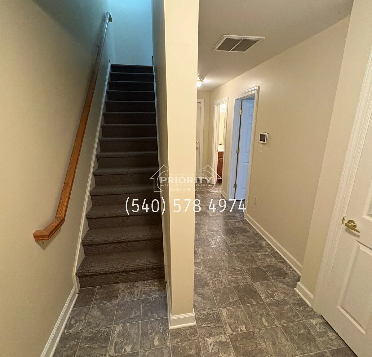"Spacious 4-Bedroom Retreat with 3.5 Baths in Charming Woodstock, VA!" — Photo 2