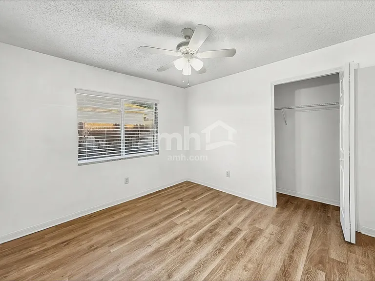 11806 Brenford Crest Dr — Photo 13