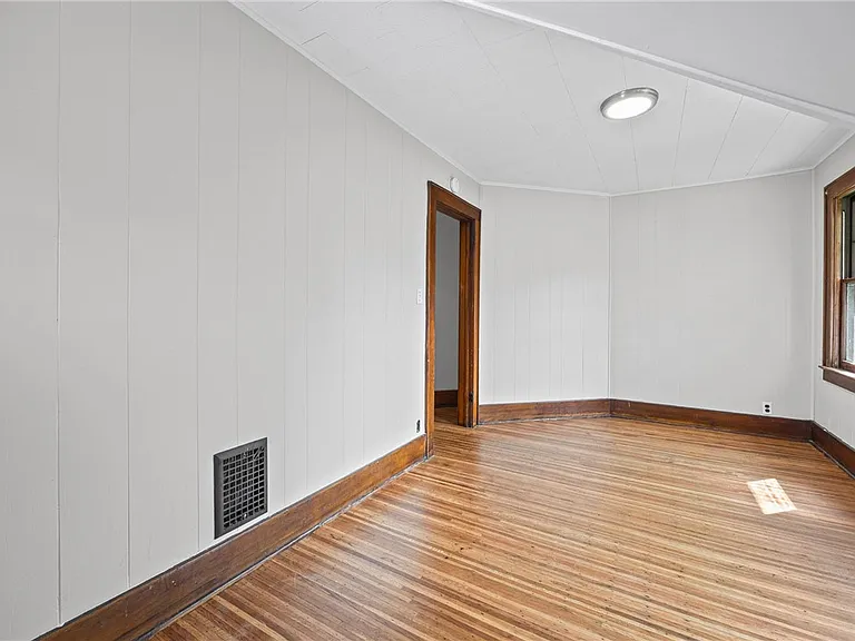 97 Rohr St #2 — Photo 11